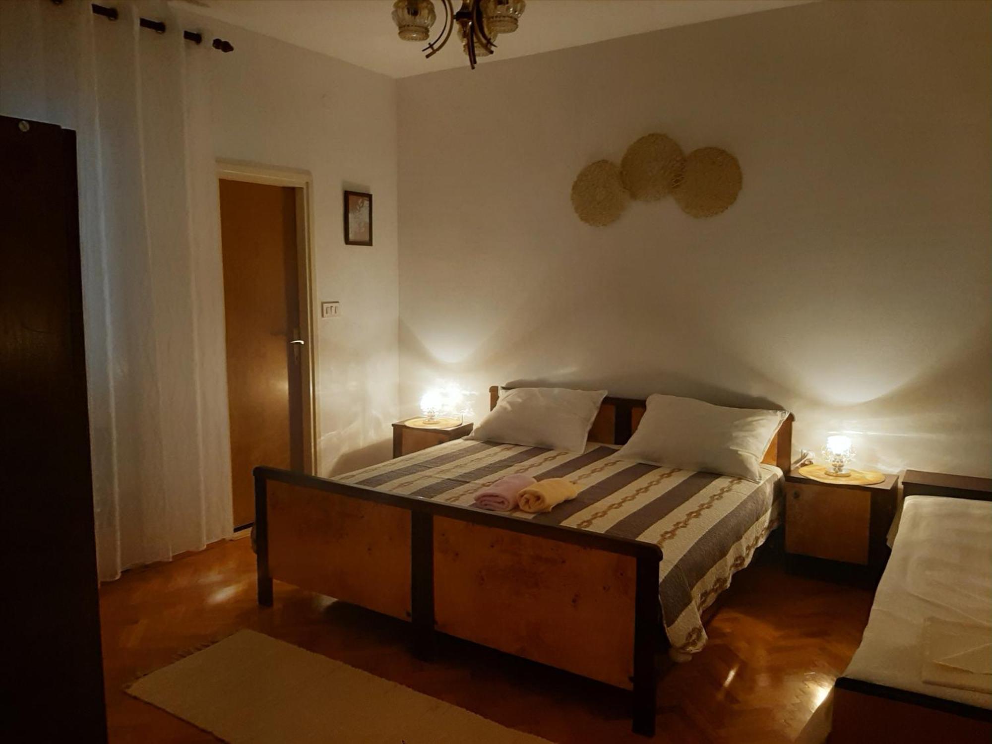 Apartments And Rooms Ljubica Lun  Kültér fotó